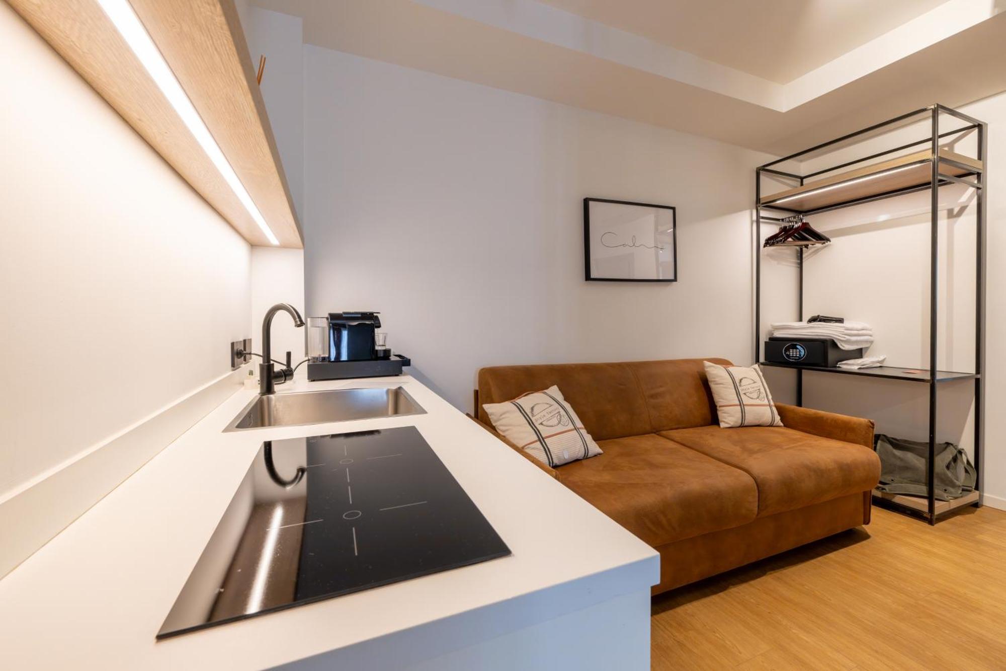 Meg Lifestyle Hotel & Apartaments ริชชิโอเน ภายนอก รูปภาพ