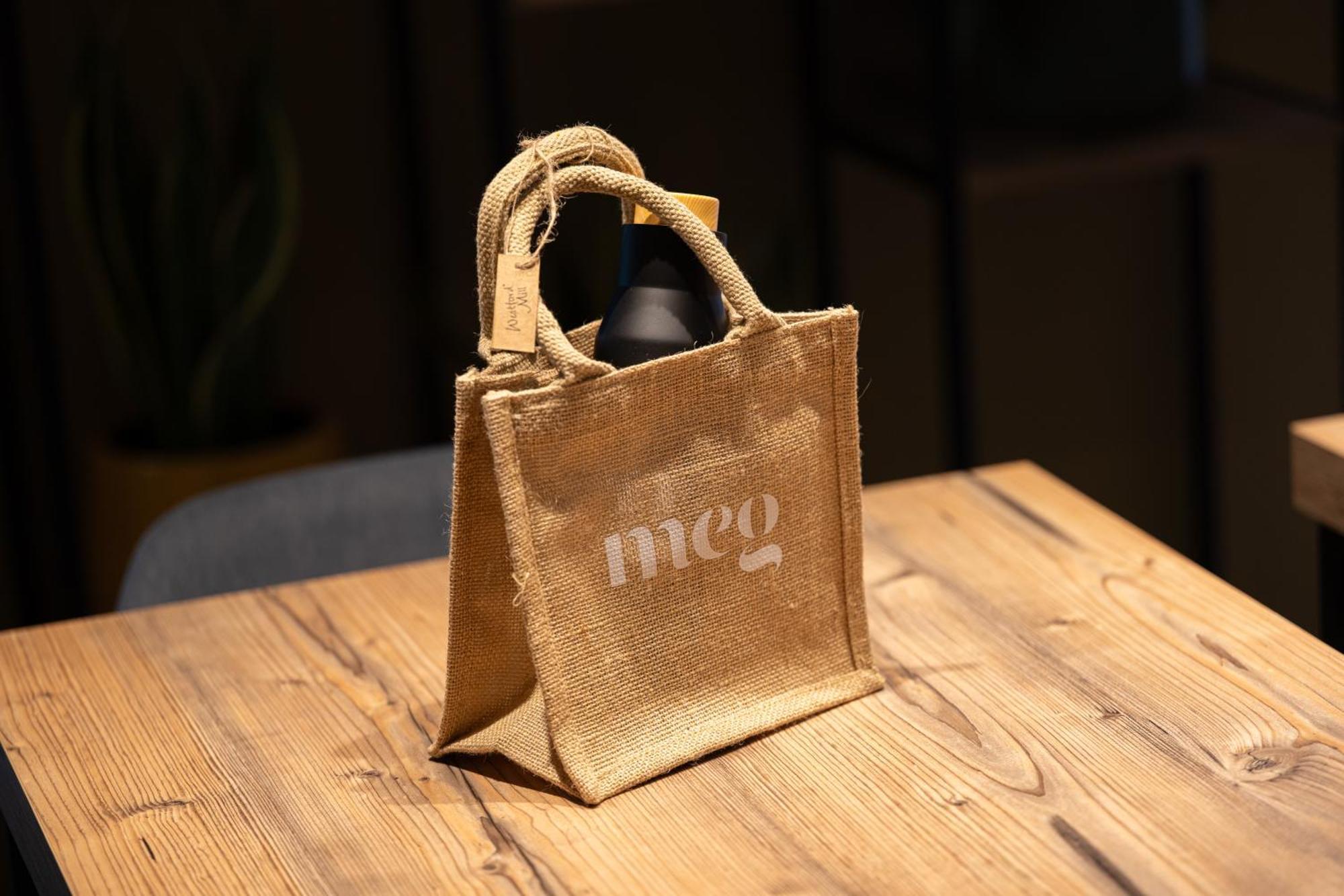 Meg Lifestyle Hotel & Apartaments ริชชิโอเน ภายนอก รูปภาพ